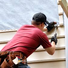 Siding Removal and Disposal in Braidwood, IL